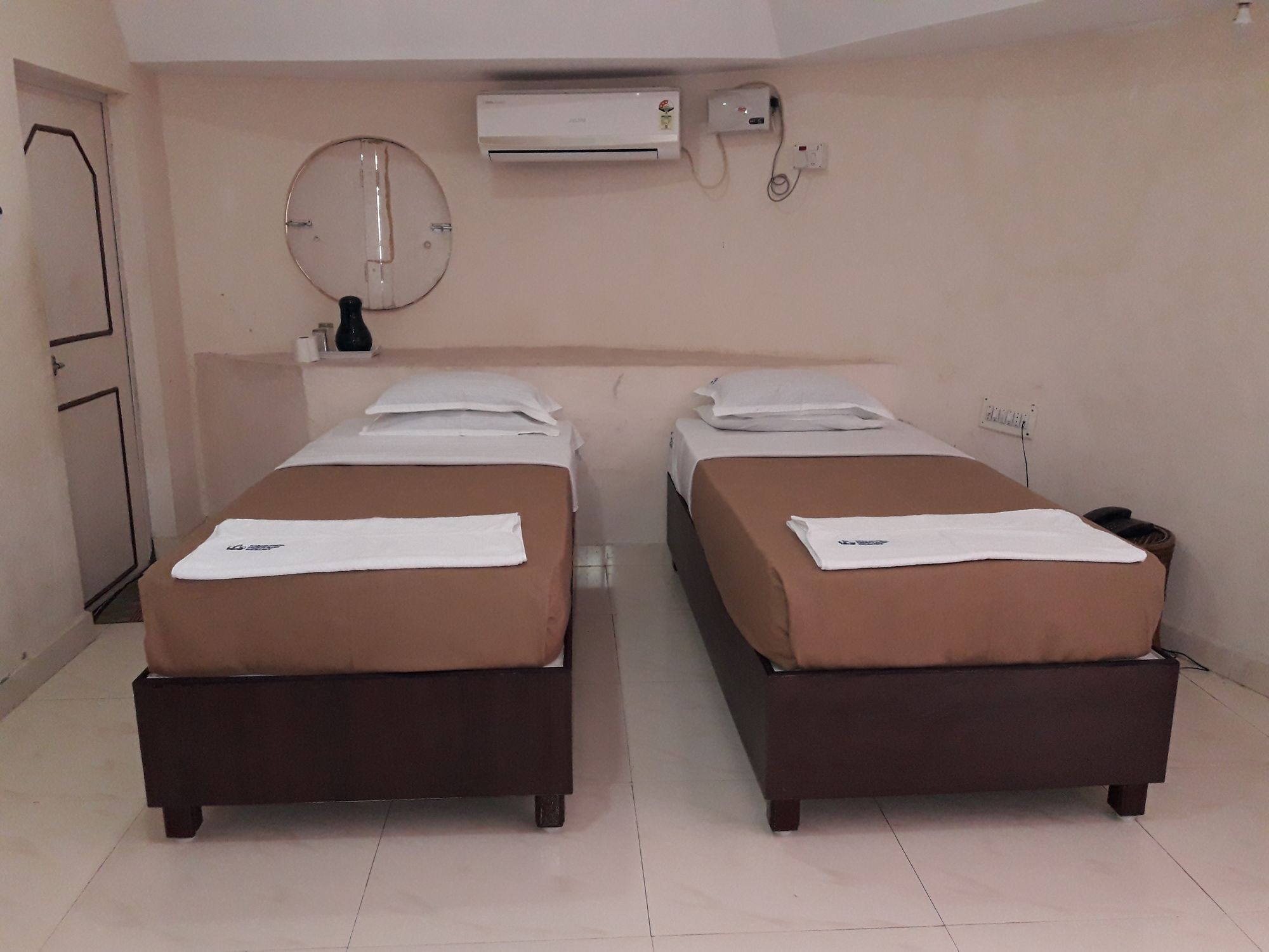 Kishkinda Heritage Resort Hampi Zewnętrze zdjęcie
